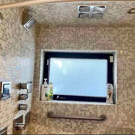 Entire Private Beautiful 2 Bedroom Plus Den House With Gated Front&Back Yard And Free Parking 10Min Drive To Miami Beach Extérieur photo